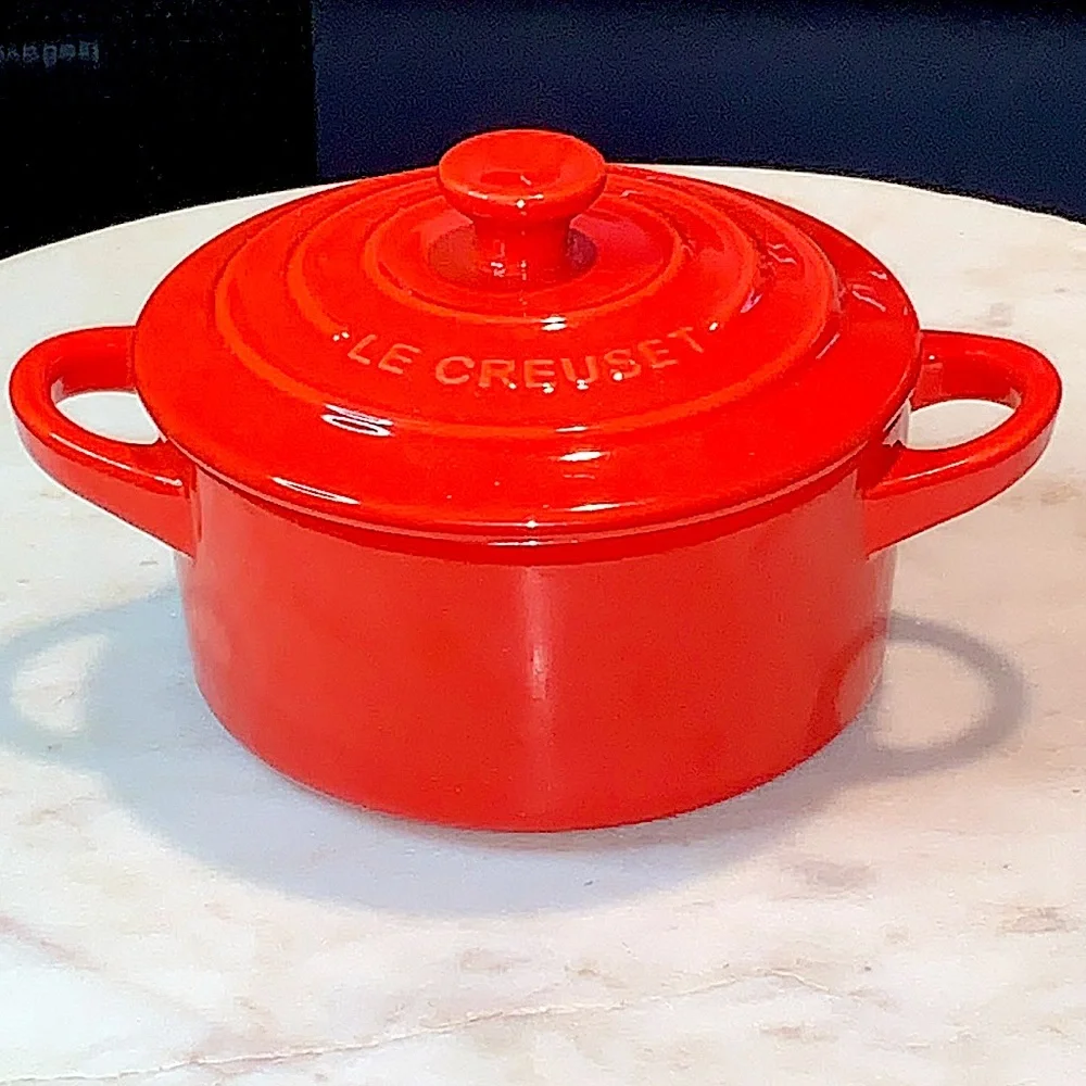 LE CREUSET POTERIE MINI COCOTTE with LID RED STONEWARE